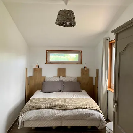 Le Du Bois Greffier Hébergement de vacances *